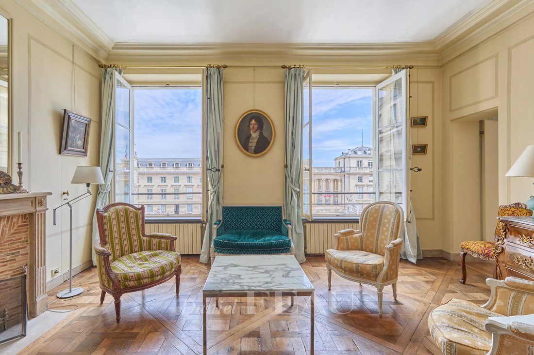 Apartment in Invalides, Paris 7e Arrondissement, Paris 2 - 17234507