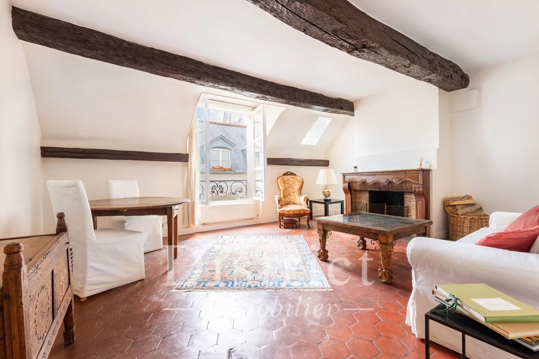 Apartment in Île Saint Louis, Paris 4e Arrondissement, Paris 1 - 18211024