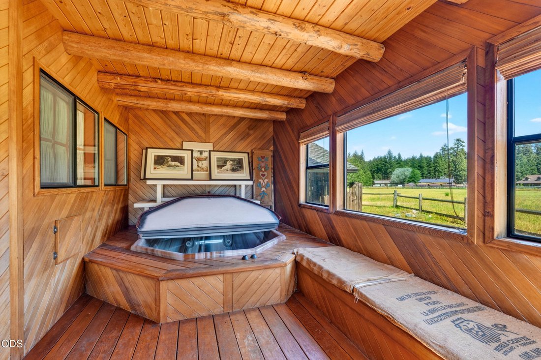 Casa a Camp Sherman, Oregon, Stati Uniti 4 - 18212292