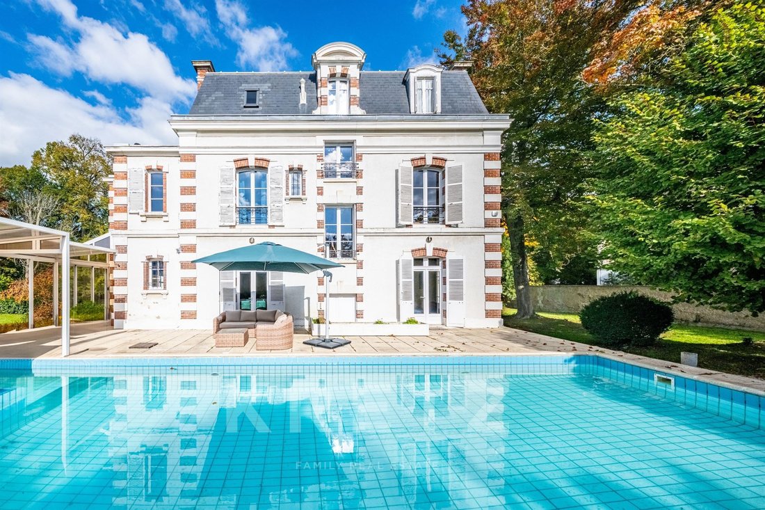 House in Auxerre, Bourgogne – Franche-Comté, France 1 - 18212935