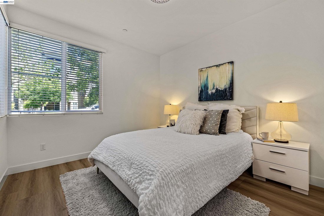 Townhouse in Dublin, California, United States 4 - 18211306