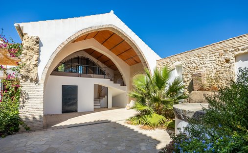 Finca in Villamartin, Andalusia, Spain 1
