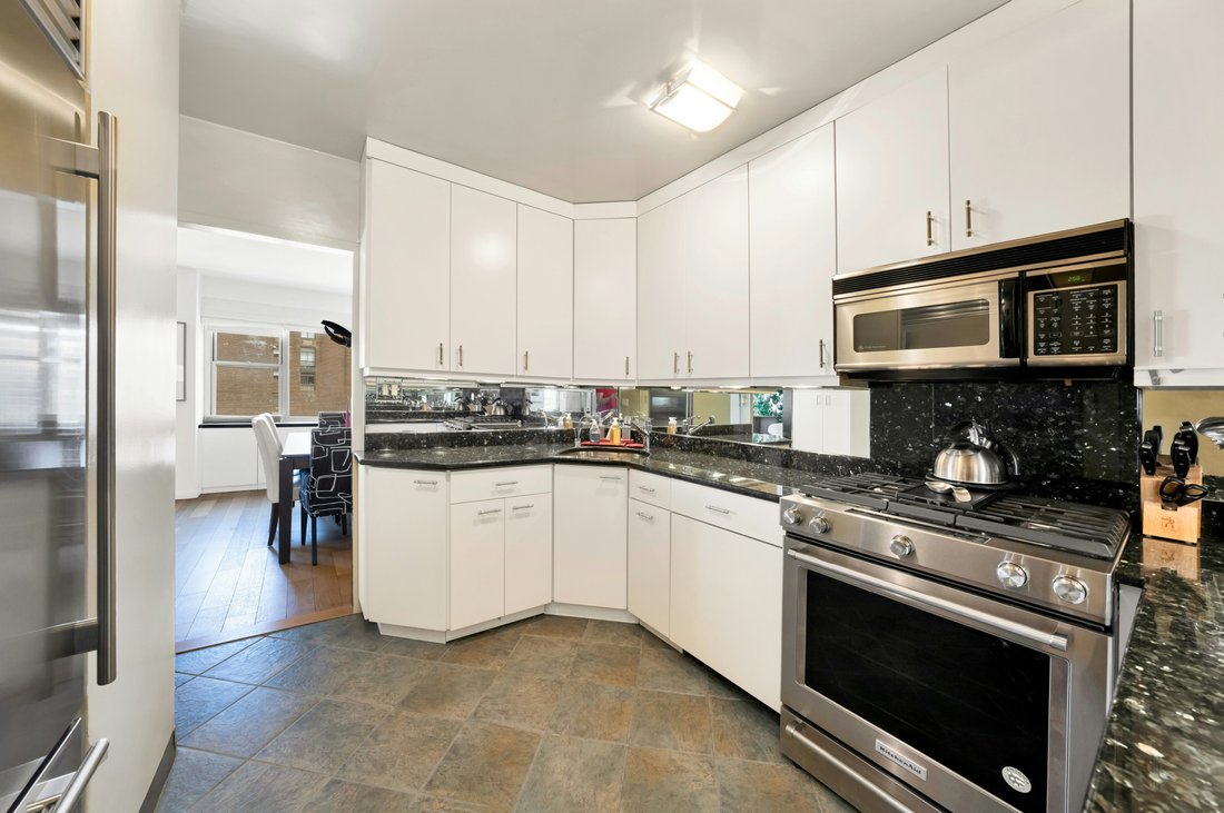 Condo in New York, New York, United States 4 - 18203865