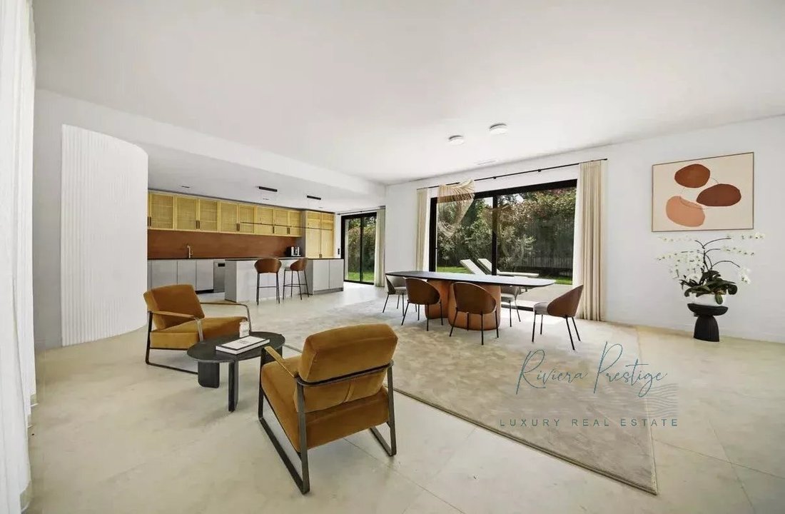 Villa in Mougins, Provence-Alpes-Côte d'Azur, France 4 - 16937415