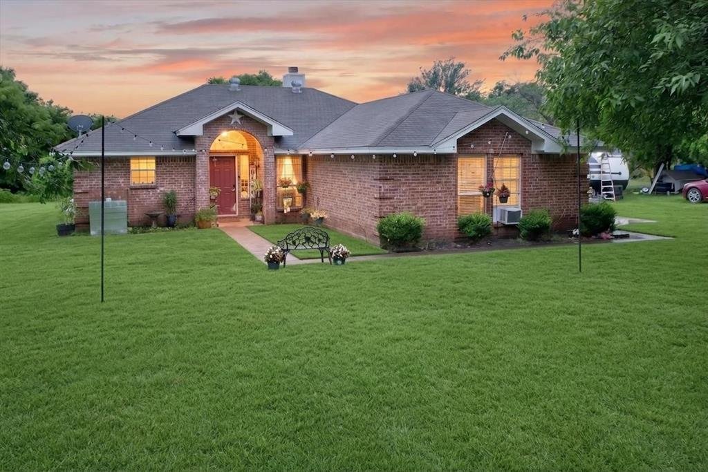 House in Farmersville, Texas, United States 4 - 18189108