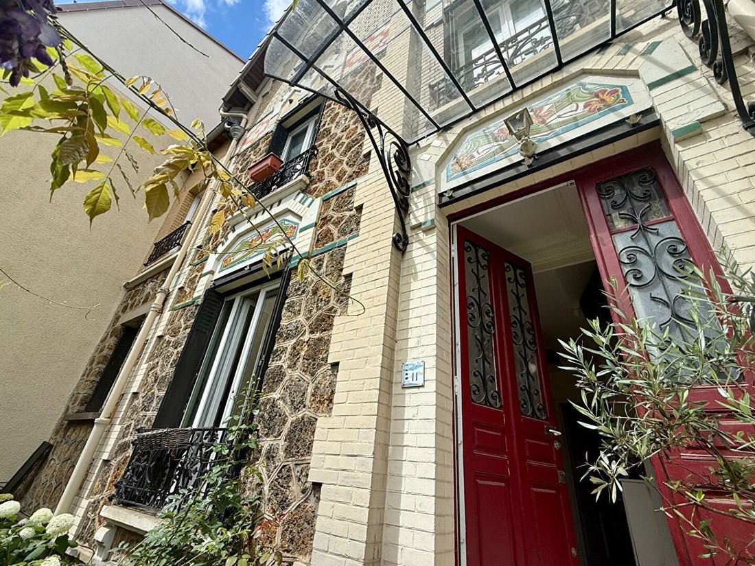Maison à Souvenir Français, La Garenne-Colombes, France 1 - 18212196