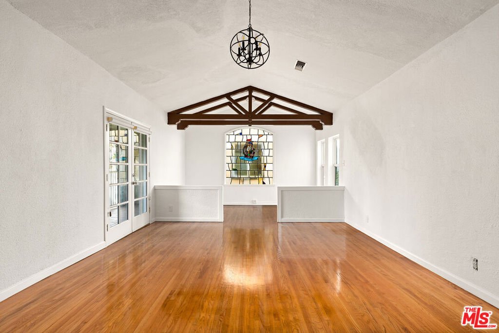 West Hollywood, California, United States 4 - 18211359