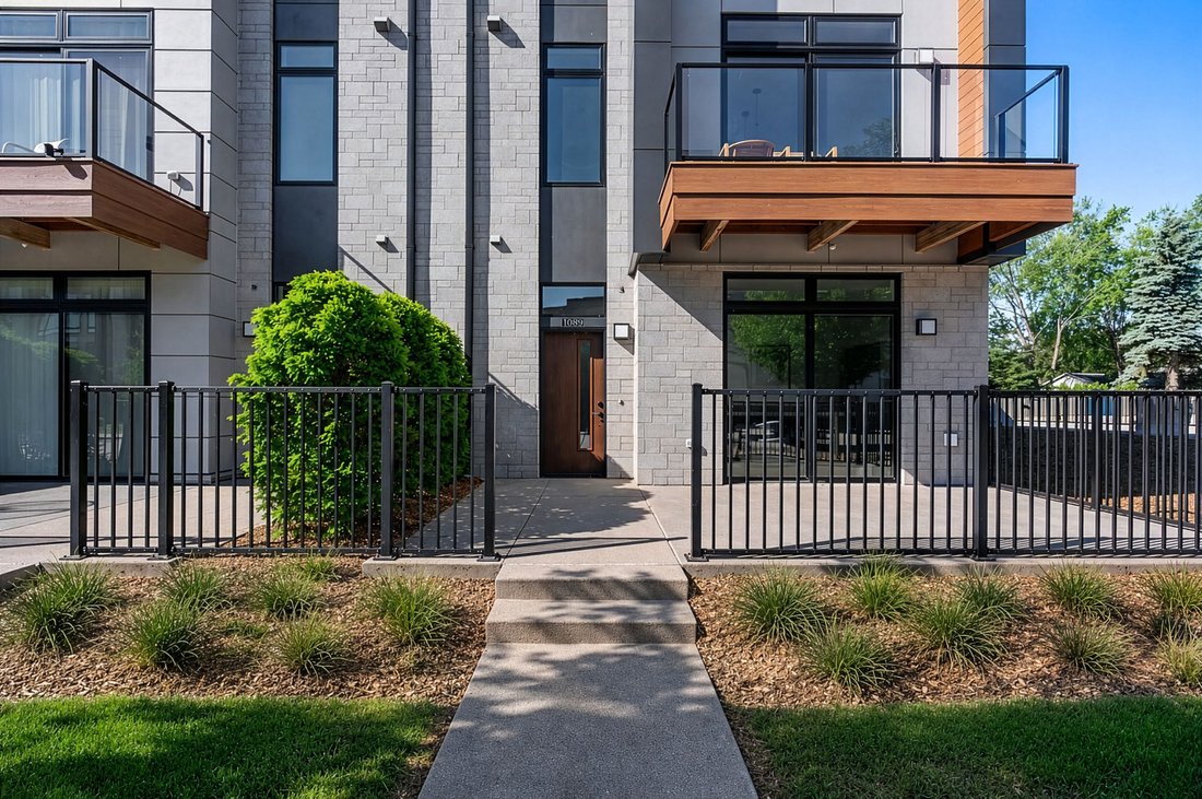Condo in Ashwaubenon, Wisconsin, United States 3 - 18213000