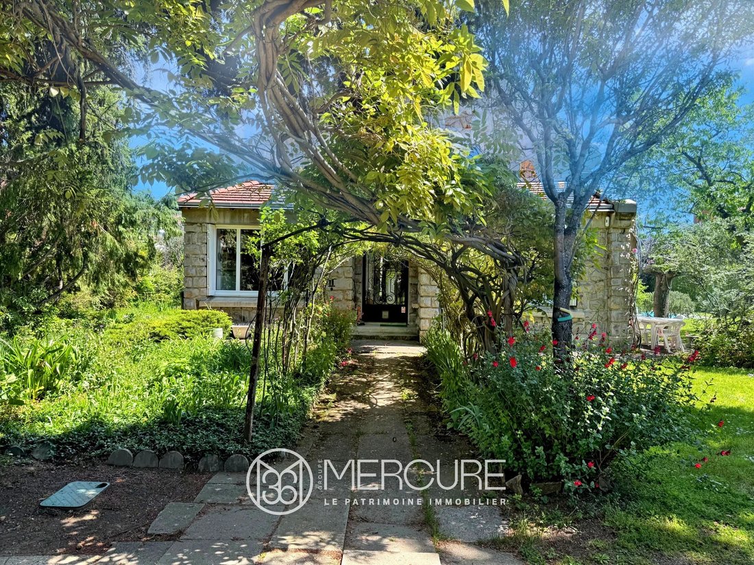 House in Bergougnan, Clermont-Ferrand, France 2 - 18213315