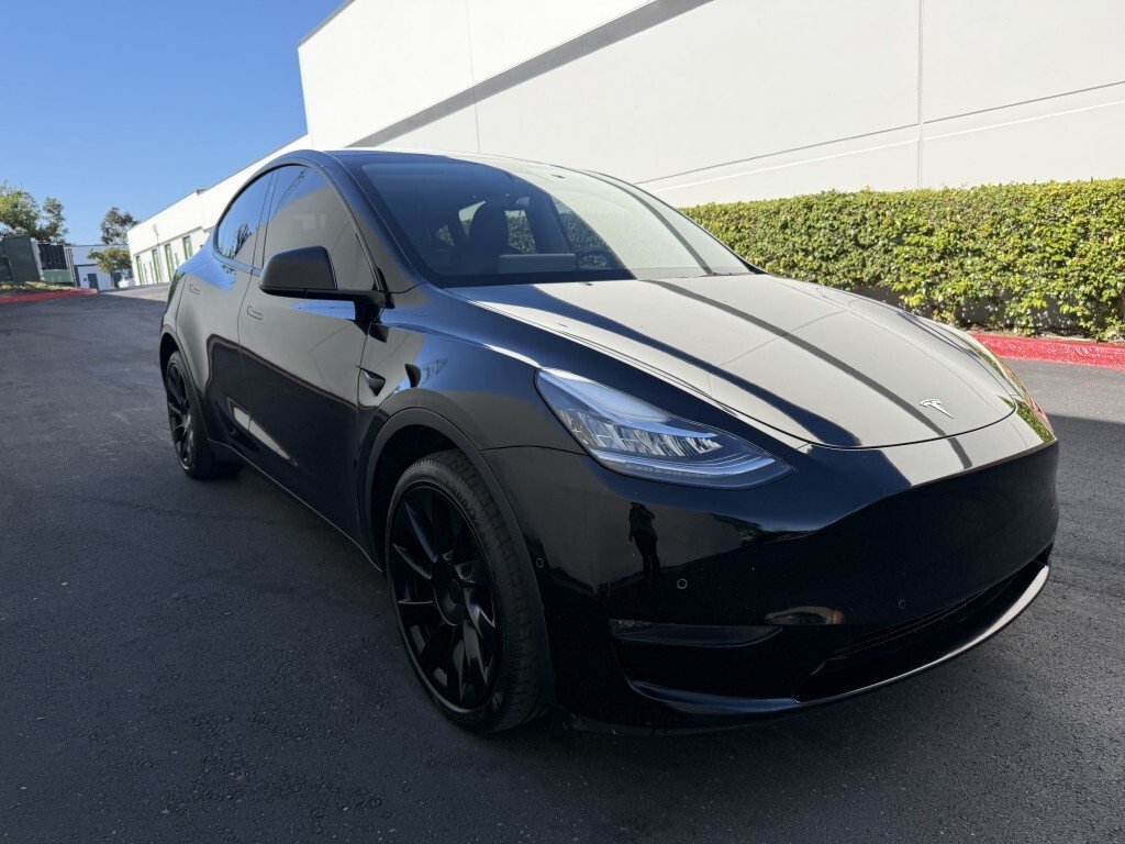 Tesla Model Y in San Diego, CA, United States 2 - 18212036
