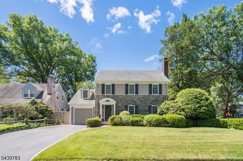 House in Millburn Twp., New Jersey, United States 2 - 18204107