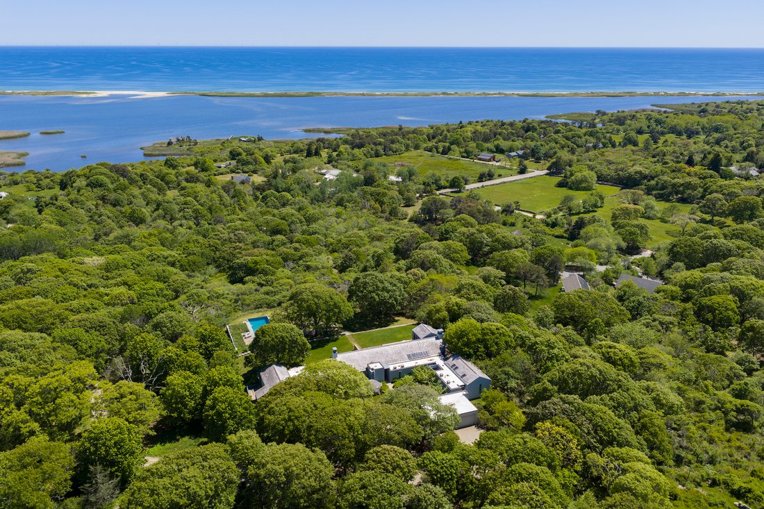House in Chilmark, Massachusetts, United States 1 - 18212655