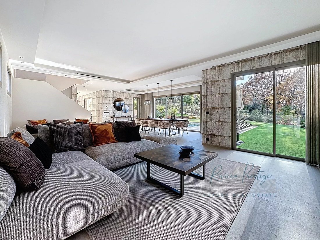 Villa in Mougins, Provence-Alpes-Côte d'Azur, France 3 - 16805446