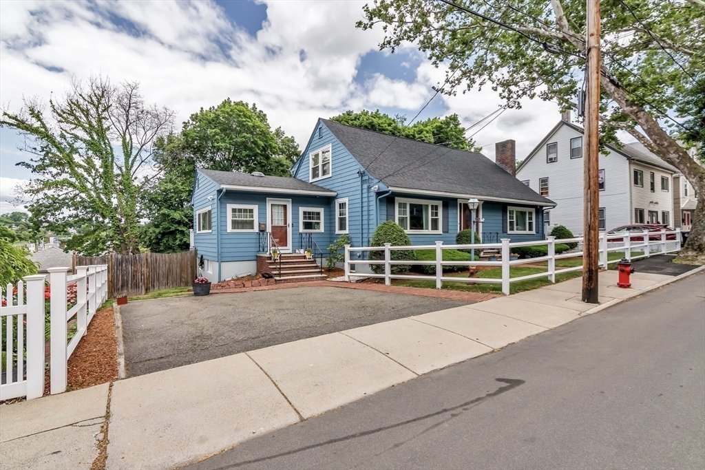House in Chelsea, Massachusetts, United States 2 - 18212551