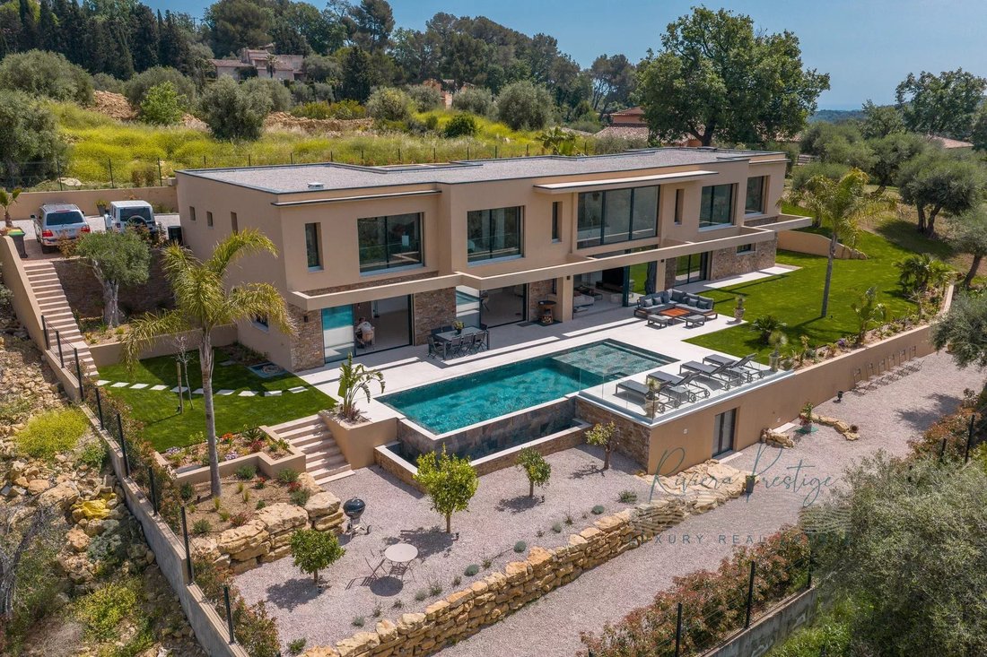 Villa in Opio, Provence-Alpes-Côte d'Azur, France 2 - 16972791
