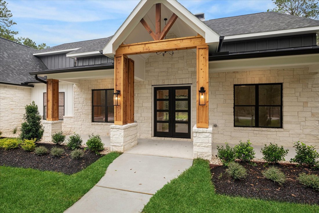 House in Huntsville, Texas, United States 3 - 18212051