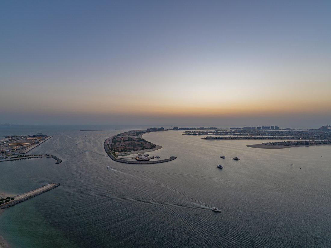 Apartment in Dubai Harbour, Dubai, United Arab Emirates 1 - 18208878