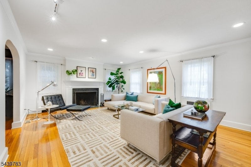 House in Millburn Twp., New Jersey, United States 5 - 18204107