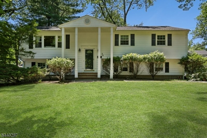 House in Livingston, New Jersey, United States 1 - 18212337