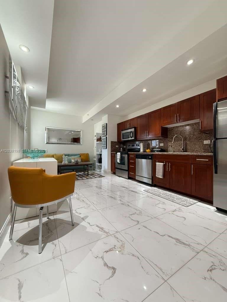 Condo in Miami, Florida, United States 2 - 18213125