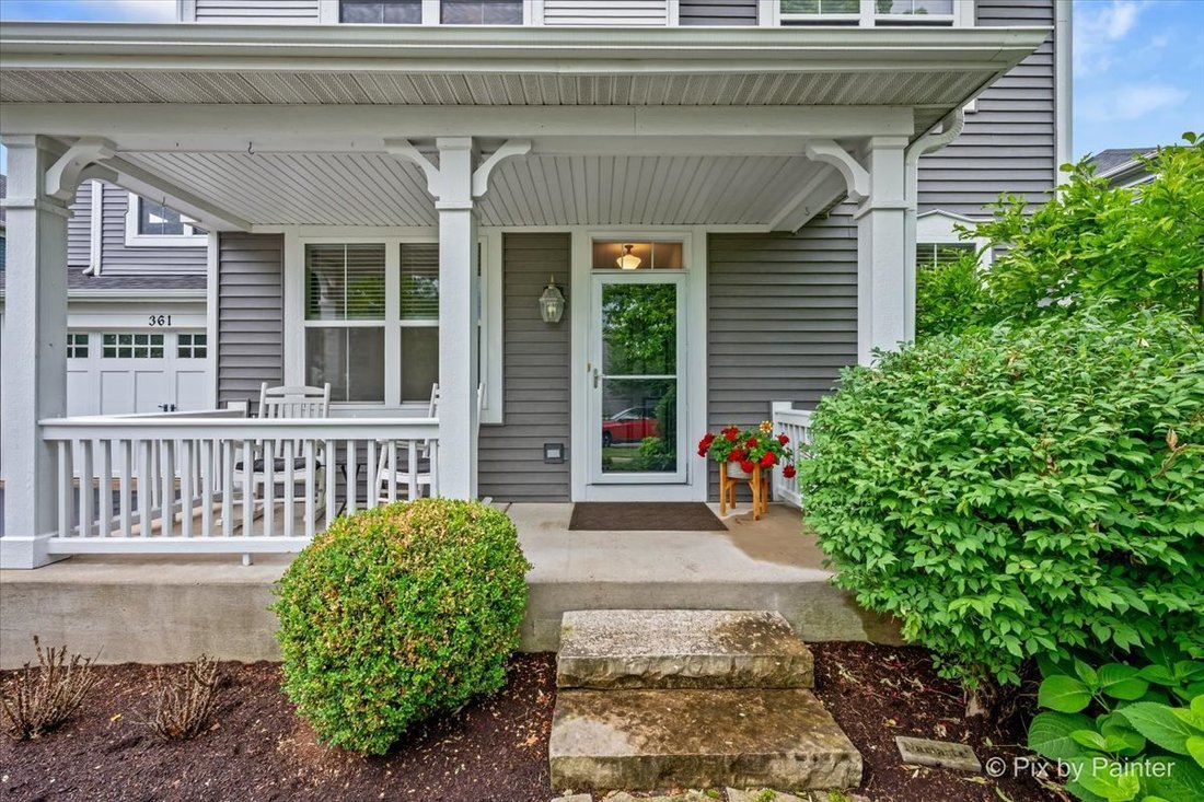 House in Cary, Illinois, United States 4 - 18211941