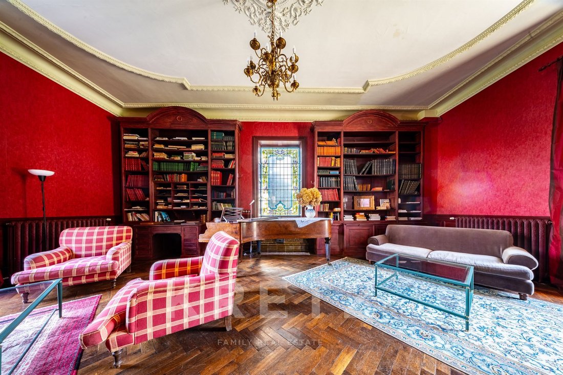Estate in Centre Ville, Beaune, France 5 - 18212829