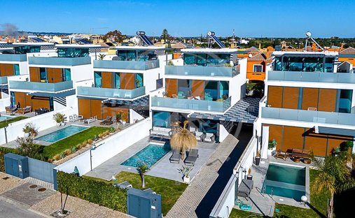 Villa à Luz de Tavira e Santo Estevao, Algarve, Portugal 1
