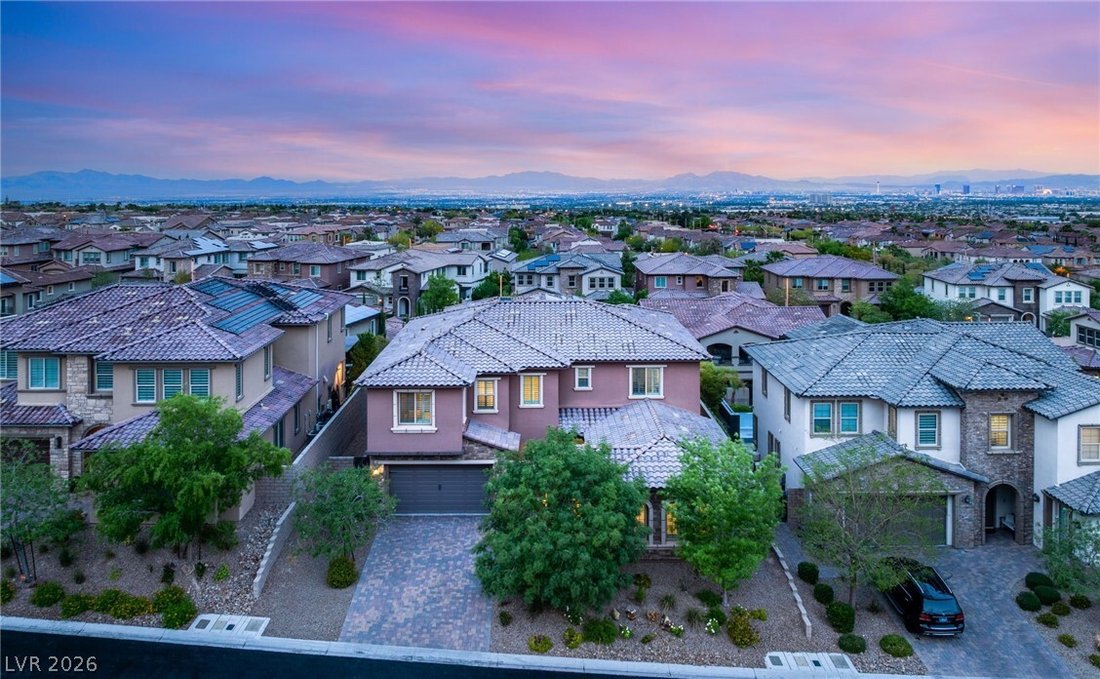 House in Las Vegas, Nevada, United States 2 - 18215053