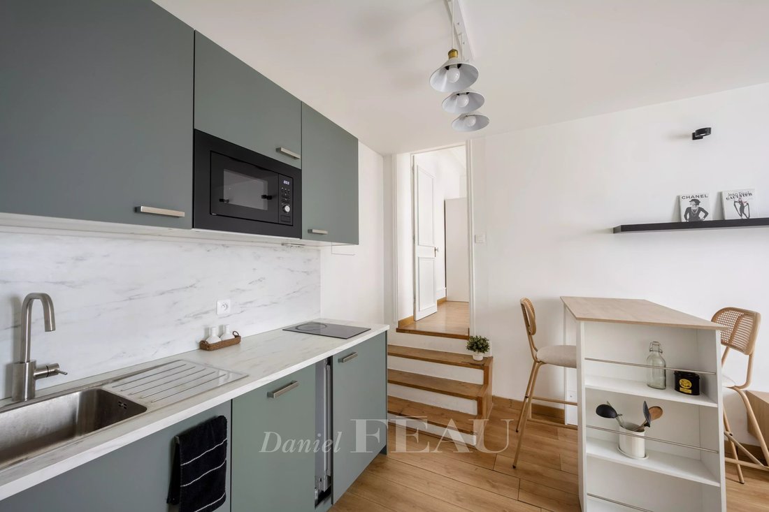 Apartment in République - Saint Ambroise, Paris, Ile-de-France 4 - 17446536