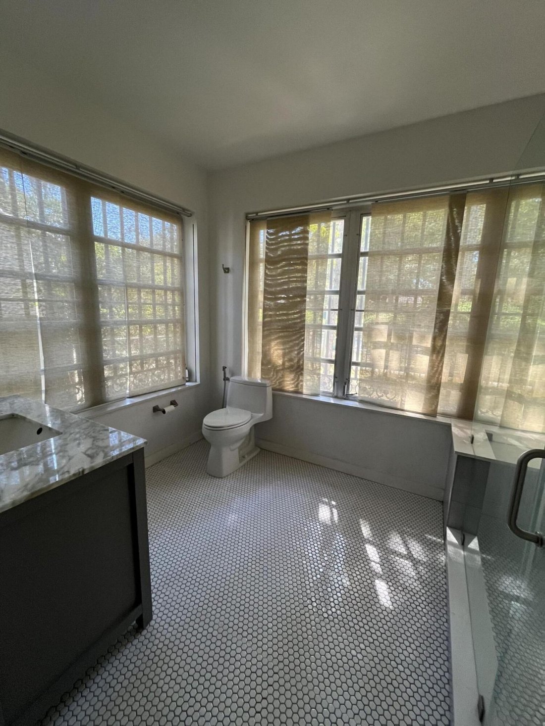 House in Miami, Florida, United States 5 - 18218428