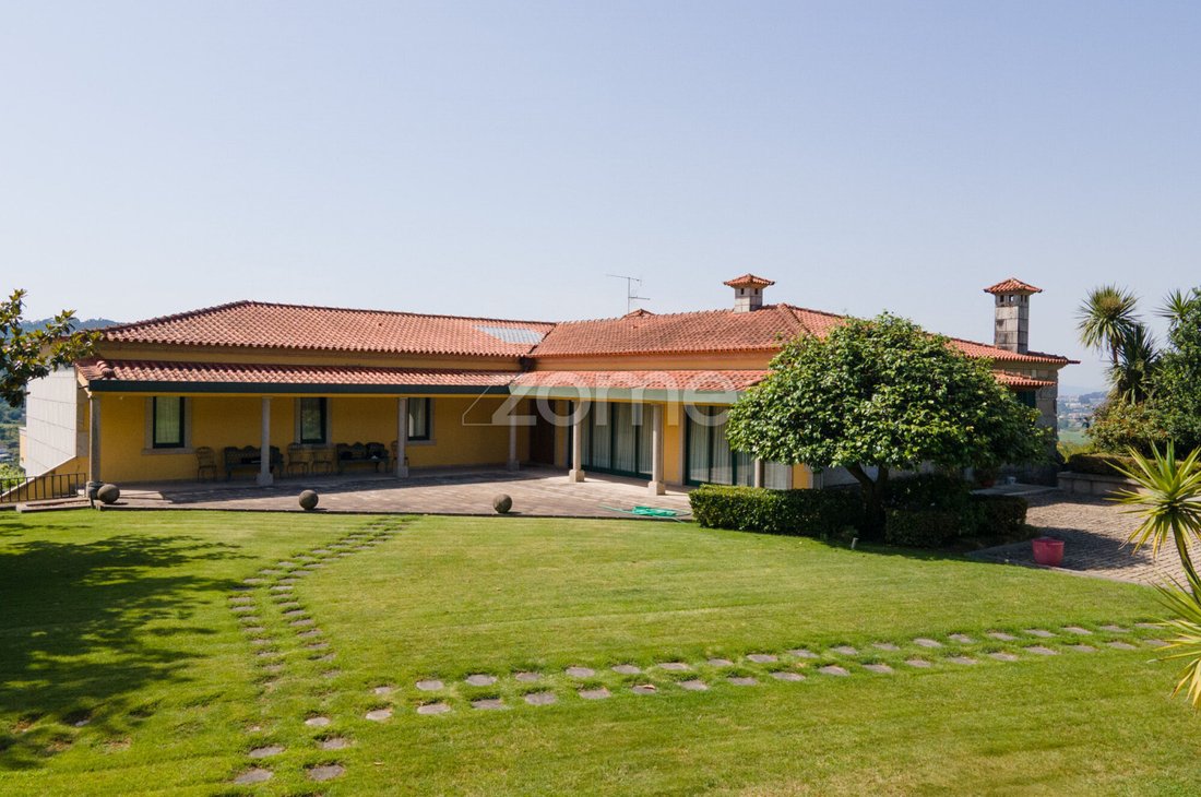 Finca in Escudeiros e Penso (Santo Estevao e Sao Vicente), Braga, Portugal 1 - 18218071