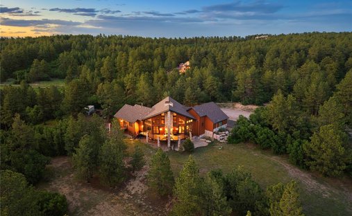 Farm Ranch in Larkspur, Colorado, United States 1