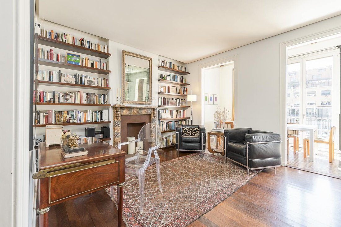 Apartment in Eixample, Barcelona, Spain 5 - 18217064