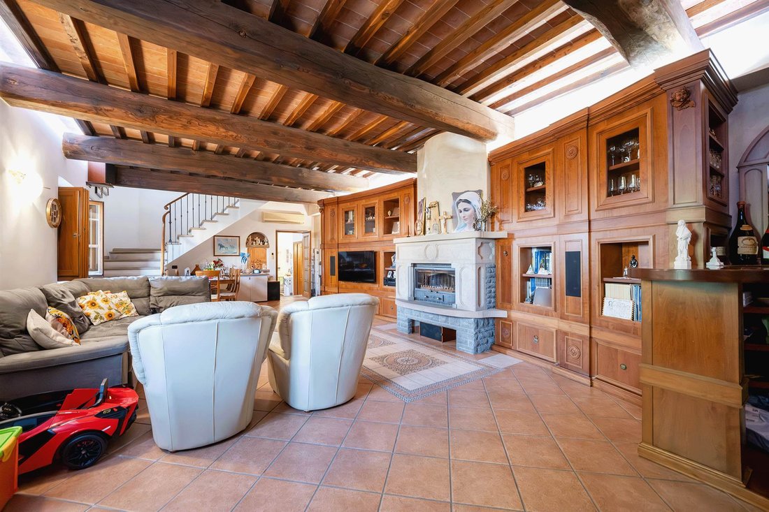 Torricella, Campi Bisenzio, Tuscany 4 - 16753550