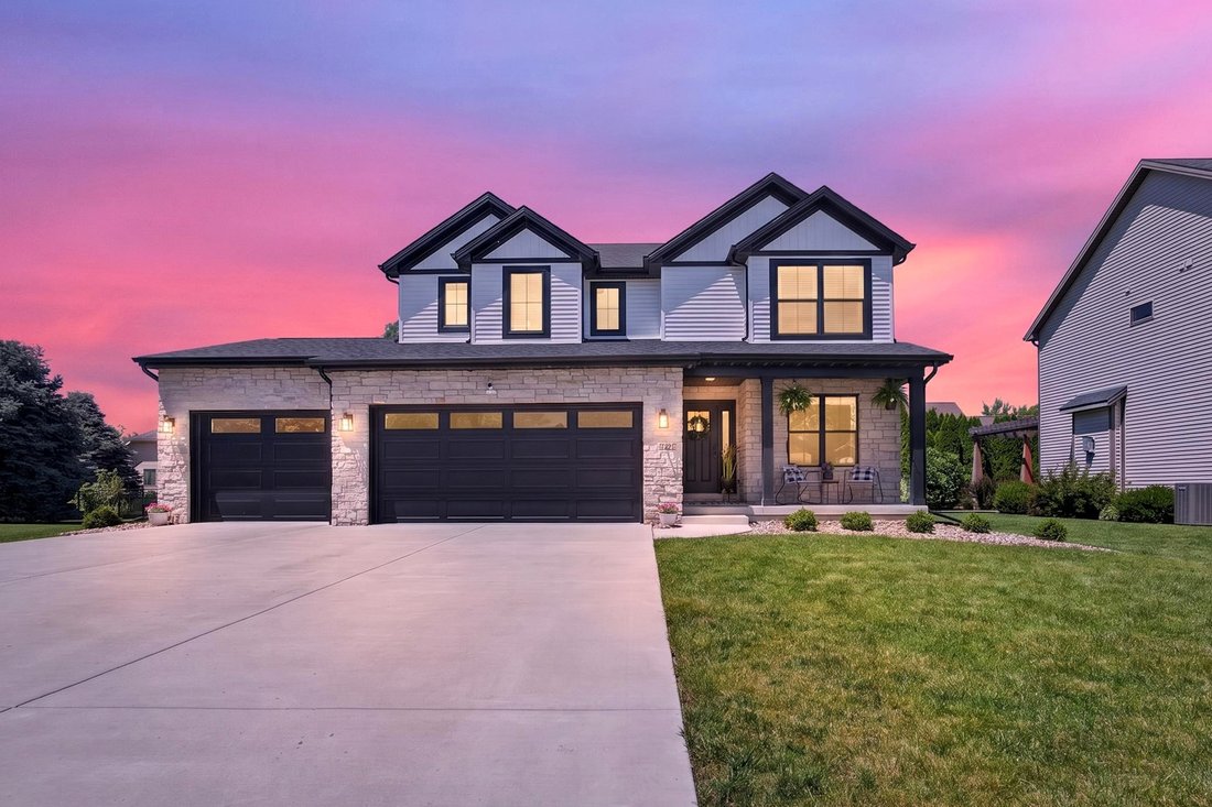 House in Normal, Illinois, United States 1 - 18216393