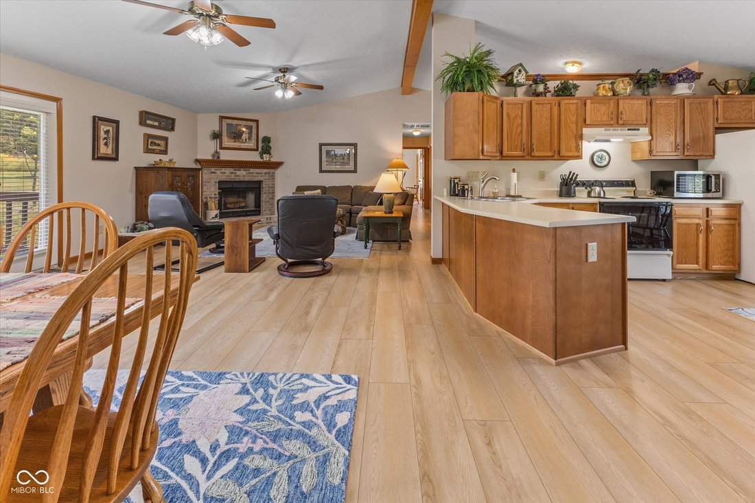 House in Columbus, Indiana, United States 5 - 18216096