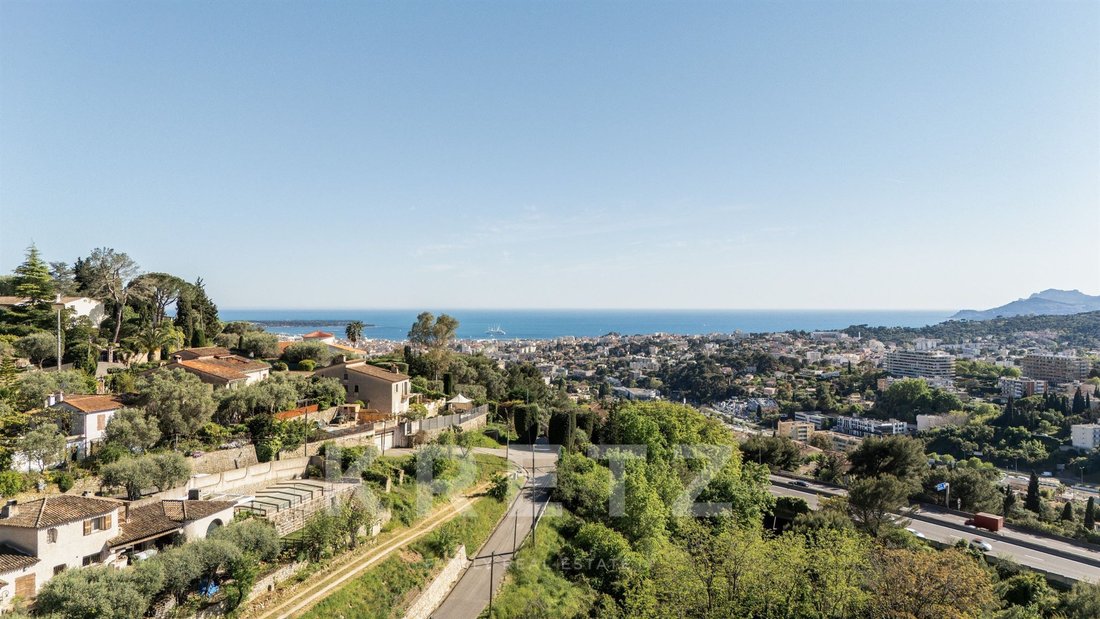 Villa in Mougins, Provence-Alpes-Côte d'Azur, France 3 - 15550279