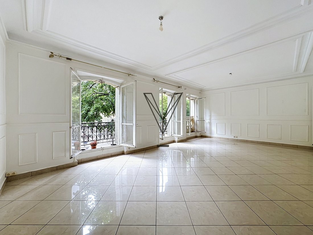 Apartment in Léon-Blum Folie-Regnault, Paris 11e Arrondissement, Paris 1 - 18217013