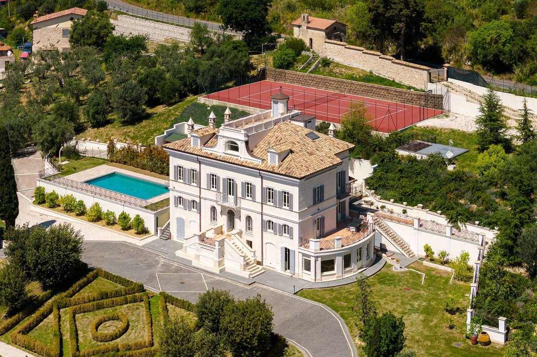 Villa a Fara in Sabina, Lazio, Italia 1 - 18218268
