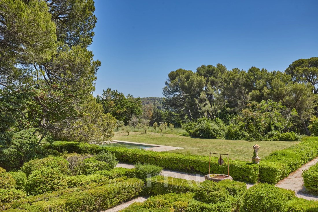 Country House in Granettes-Jauberte-Sainte Anne, Aix-en-Provence, France 4 - 18215408