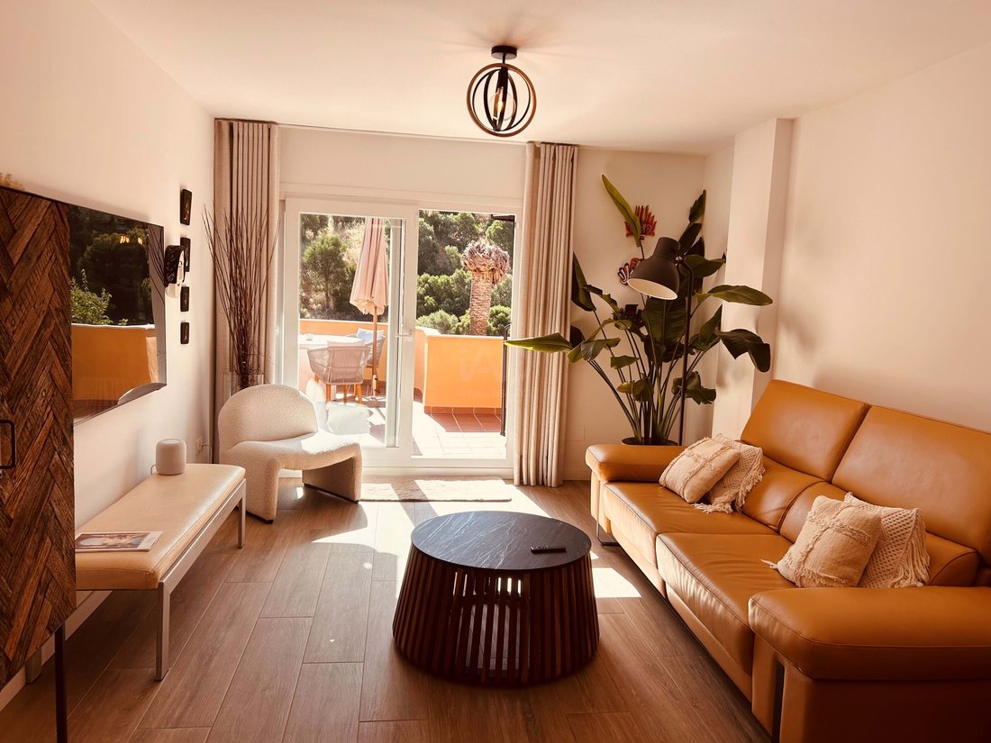 Penthouse in Elviria-Cabopino, Marbella, Spain 1 - 18214559