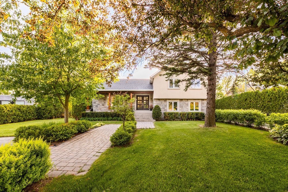 House in Mont-Saint-Hilaire, Quebec, Canada 2 - 17064533