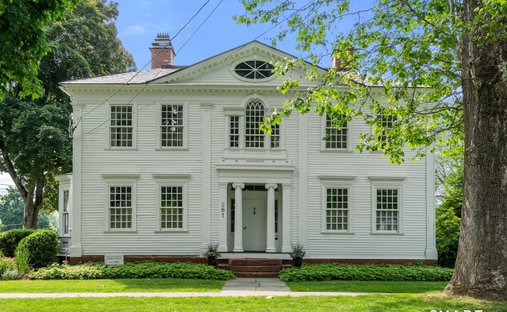 House in Suffield, Connecticut, United States 1