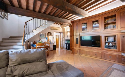 Residenza a Torricella, Campi Bisenzio, Toscana 1