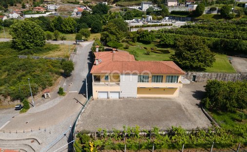 Finca in Escudeiros e Penso (Santo Estevao e Sao Vicente), Braga, Portugal 1