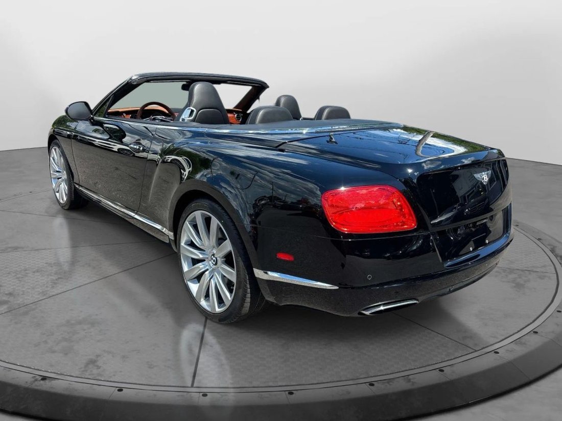 Cabriolet in Canton, MA, United States 3 - 18214372