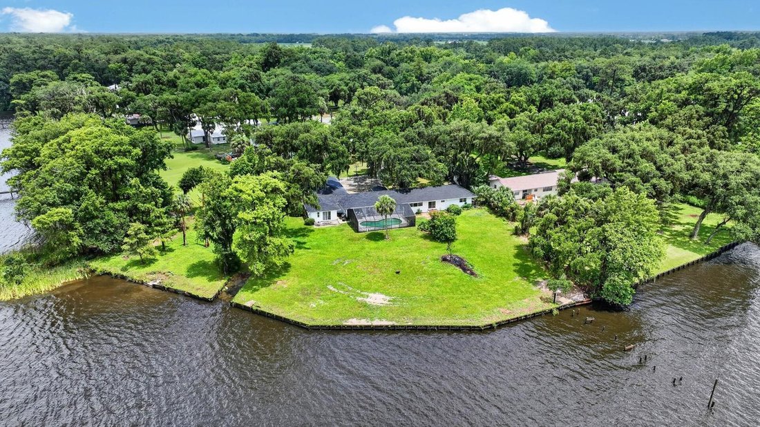 House in East Palatka, Florida, United States 4 - 18215076