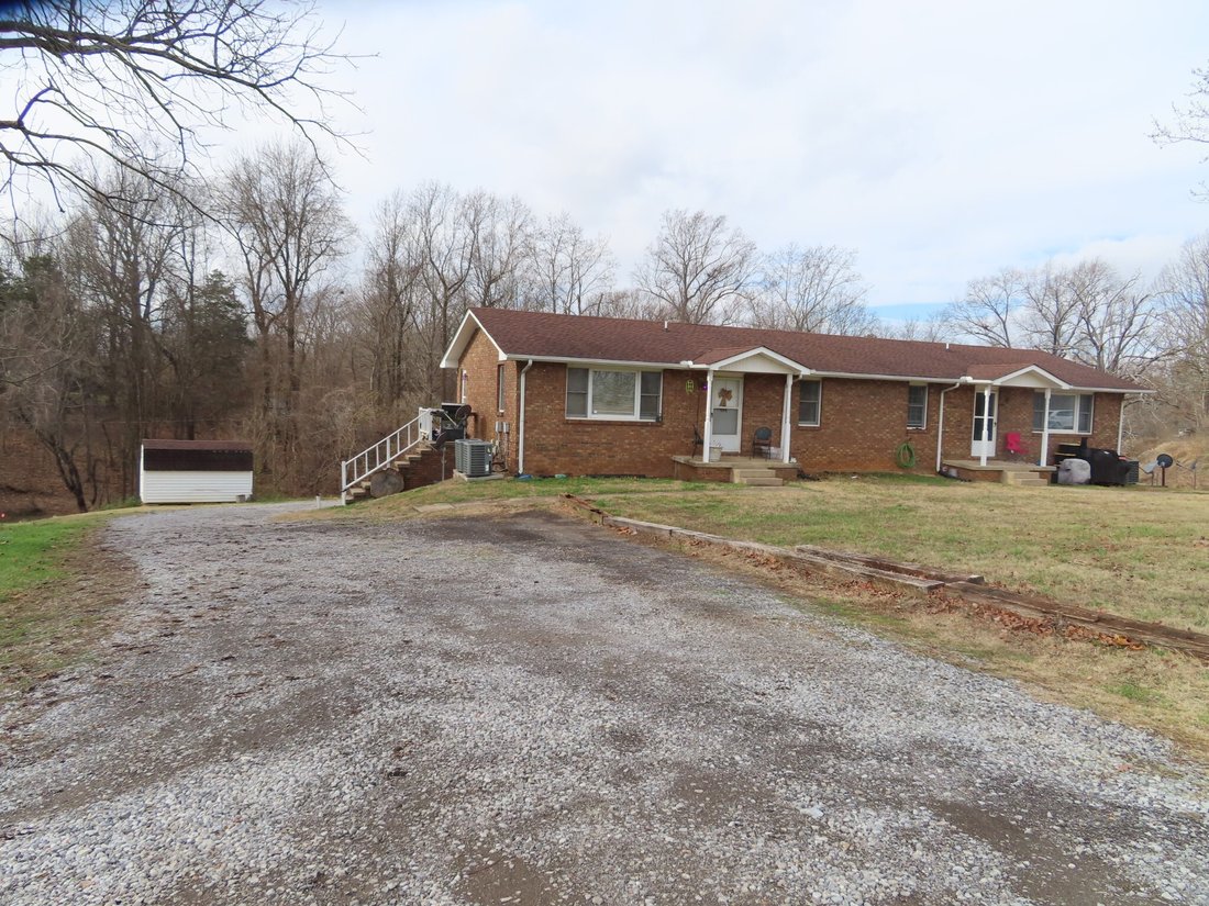 Clarksville, Tennessee, United States 3 - 18216360