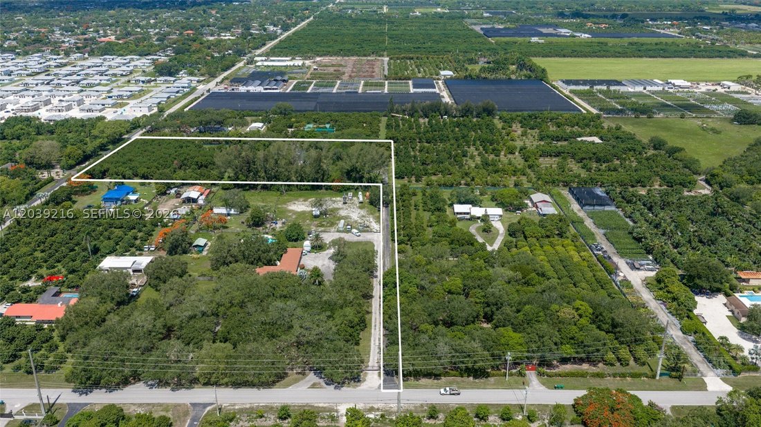House in Homestead, Florida, United States 3 - 18215600