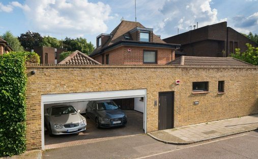 House in St John's Wood, Westminster, England 1